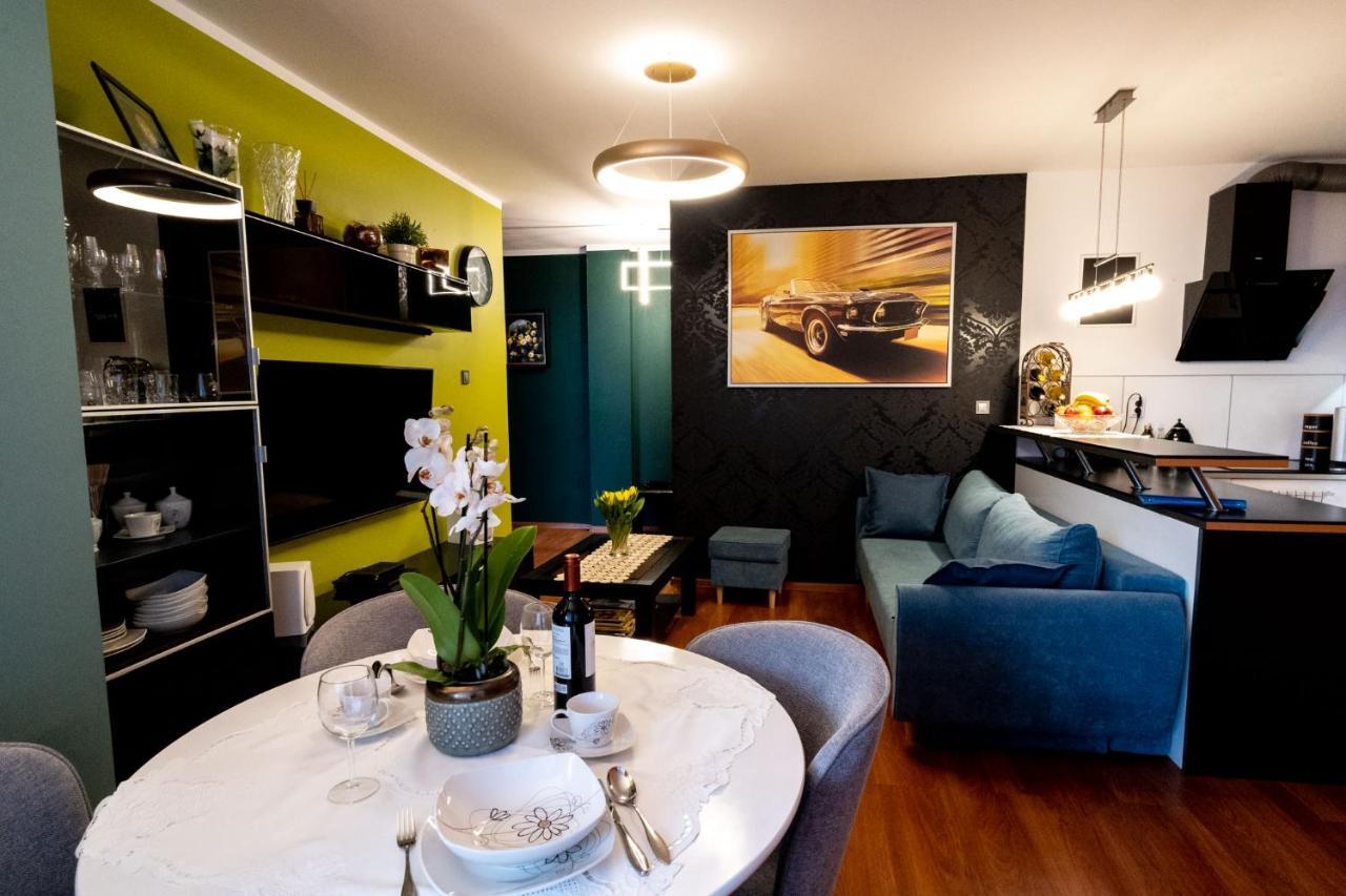 Torre Verona Apartment - 70M2, Terrace, Garage Krakau Exterior foto