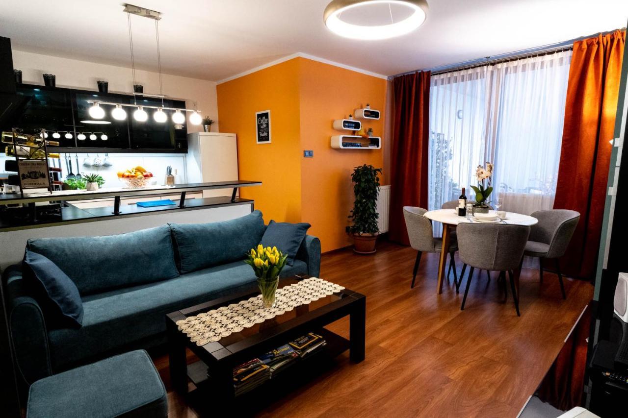 Torre Verona Apartment - 70M2, Terrace, Garage Krakau Exterior foto